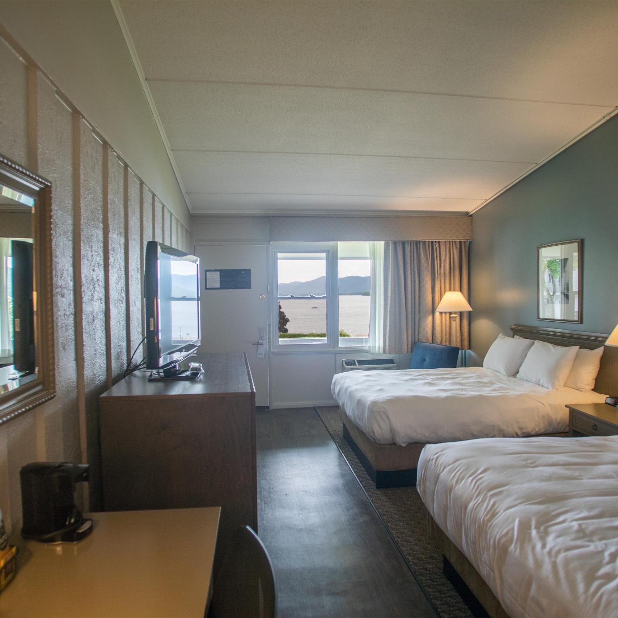 Deluxe Lake View Two Queen Beds
