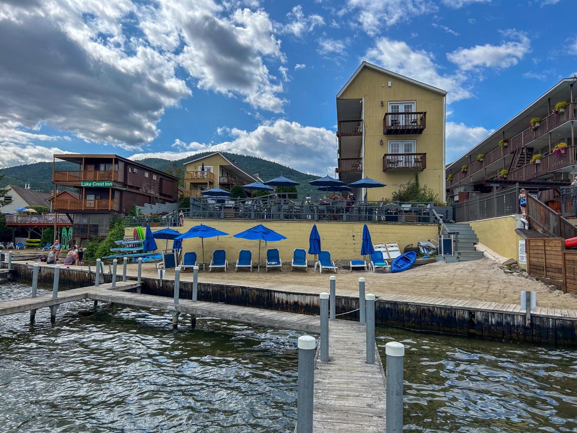 Lakefront Two Queen Private Balcony