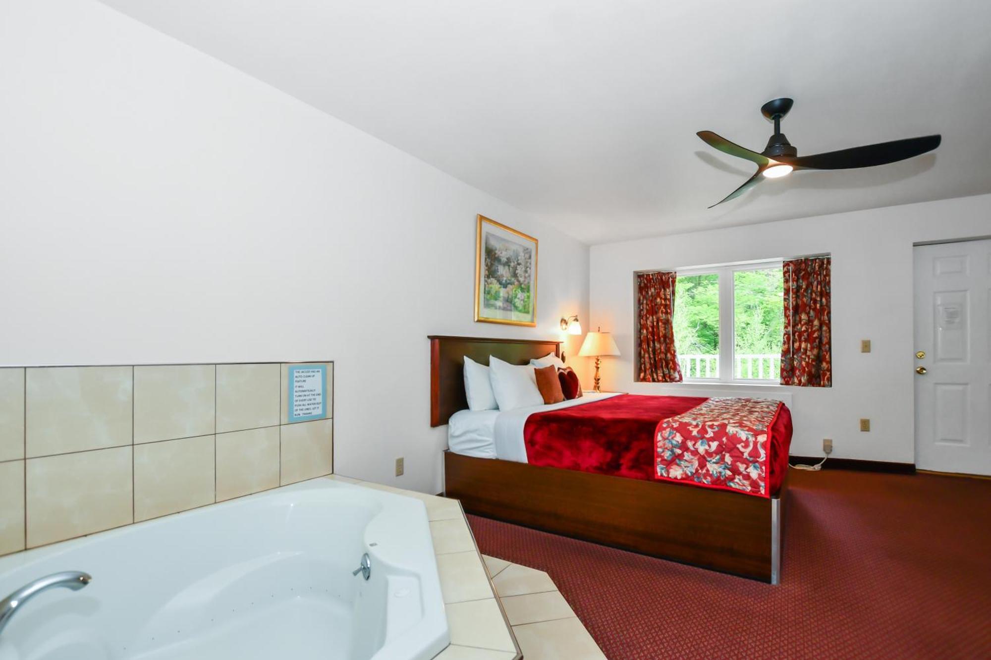 Honeymoon Suite