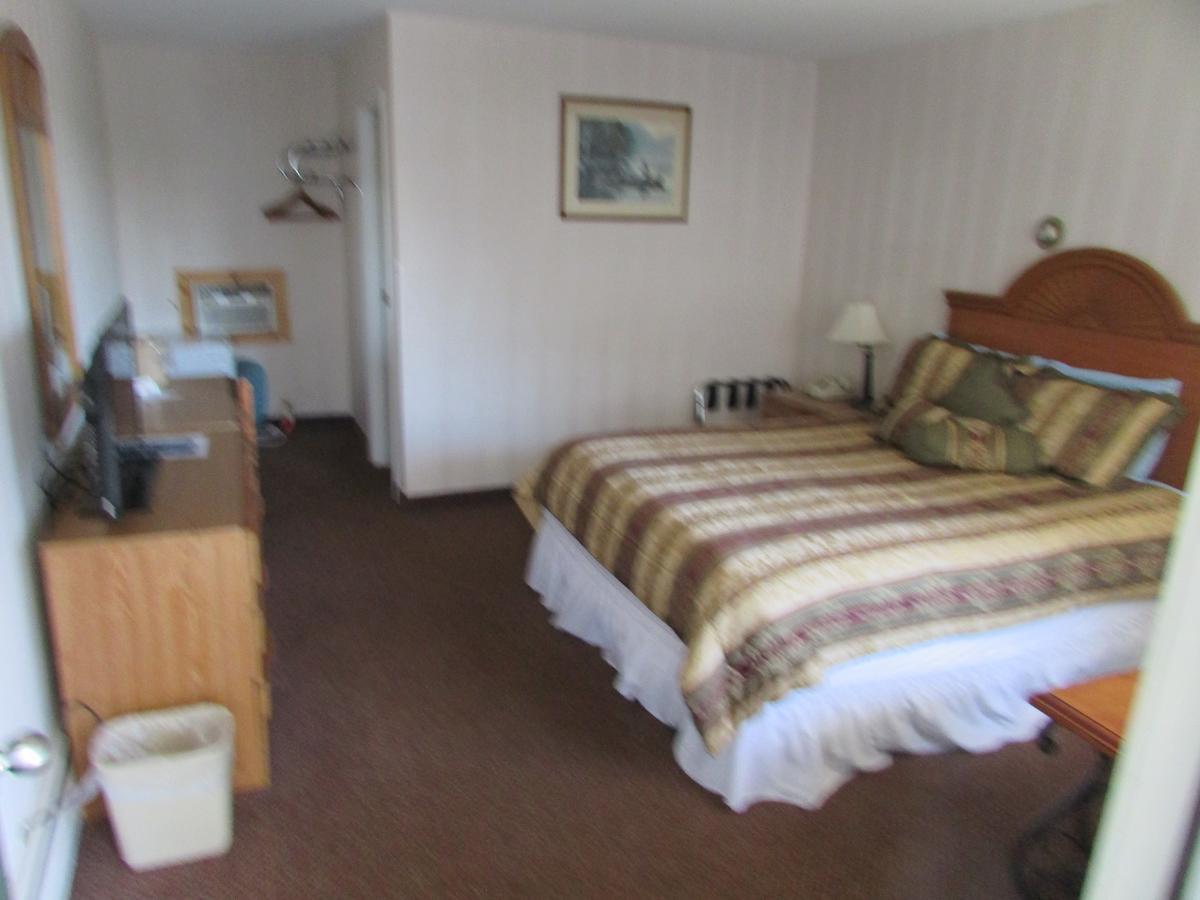 Standard King Room,654443097:JPEG
