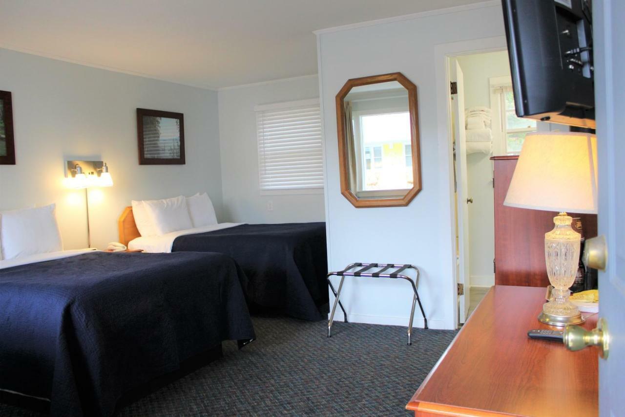 Standard Room Two Double Beds