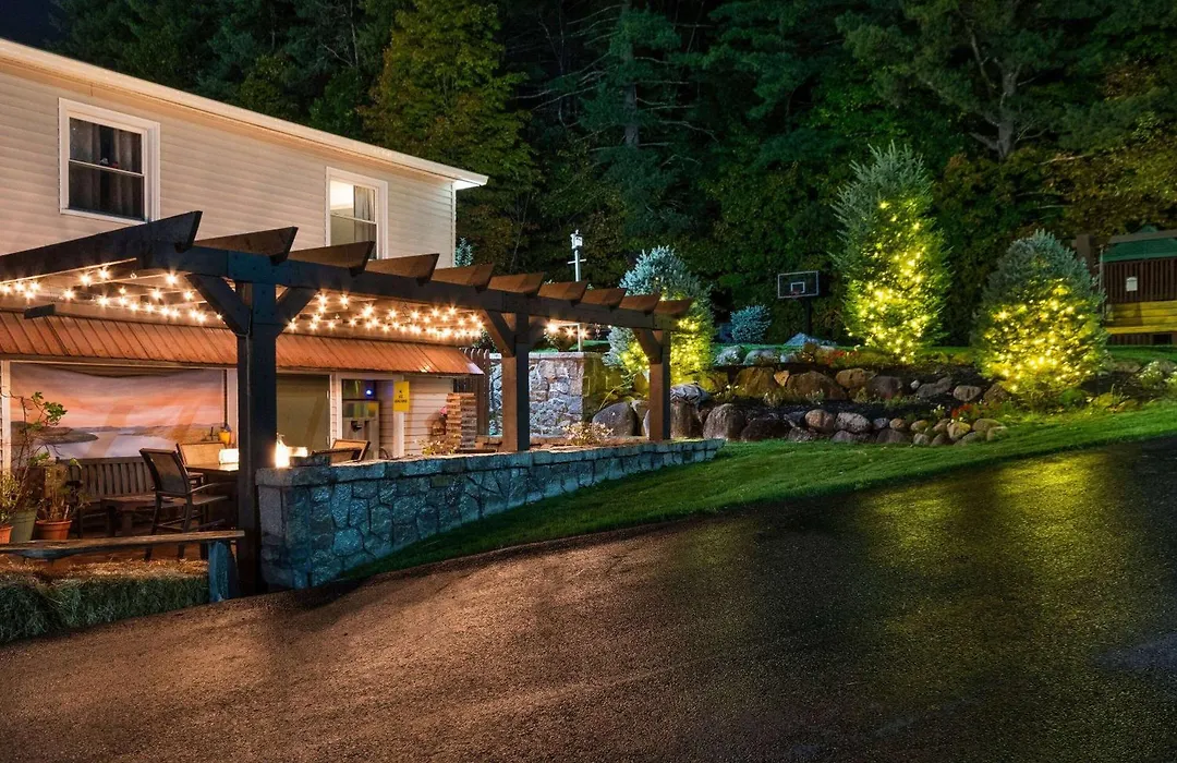 Super 8 By Wyndham Lake George/Downtown-1