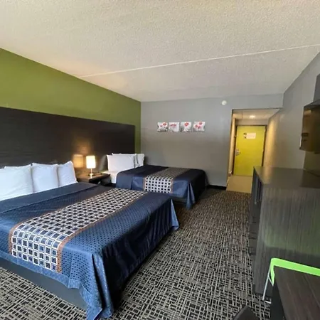Wingate By Wyndham Lake George-2