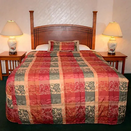 Lake Crest Inn-3