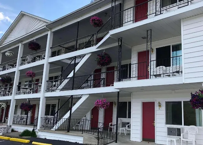 Baymont By Wyndham Lake George