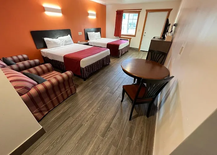 Colonel Williams Resort And Suites Lake George