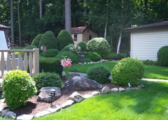 Tall Pines Motel Lake George